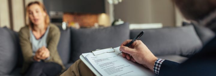 El Viaje para Ser Psicólogo en España: Estudios, Especializaciones y Claves para Ejercer la Profesión